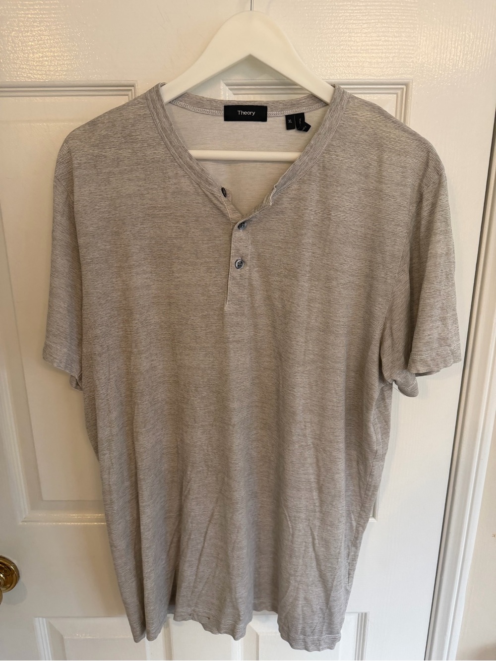 Theory Men’s Short Sleeve Henley Tee in Heather Gray Size XL